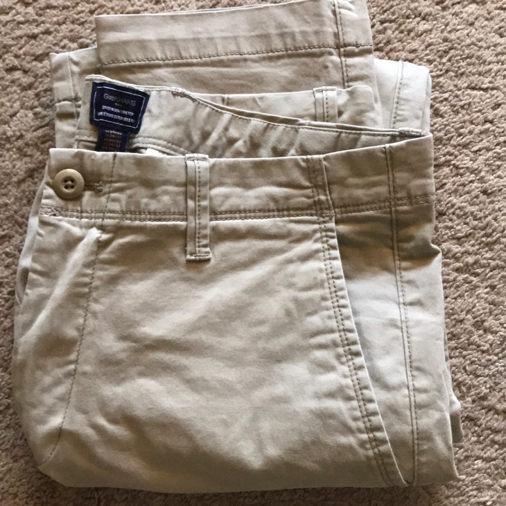 Khakis pants